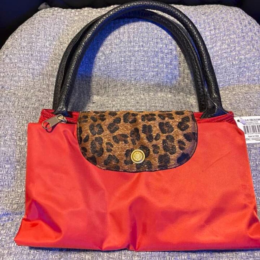 Mainstreet Collection Red/Cheetah Foldable Tote